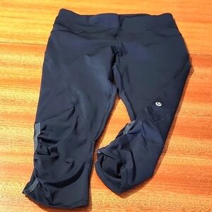 Lululemon Run Pace  Crop ruched leggings Black SZ 6